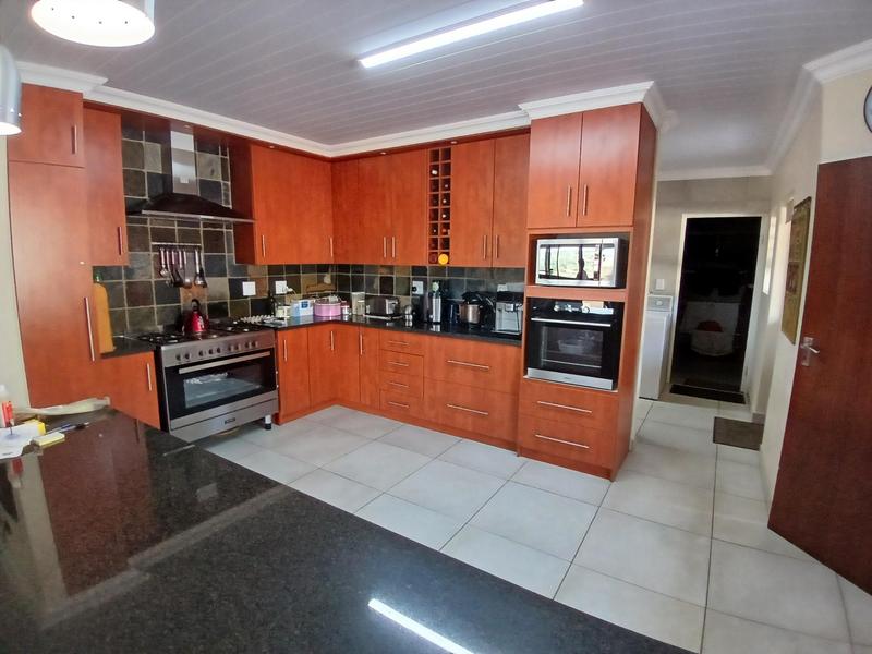 3 Bedroom Property for Sale in Stilbaai Wes Western Cape